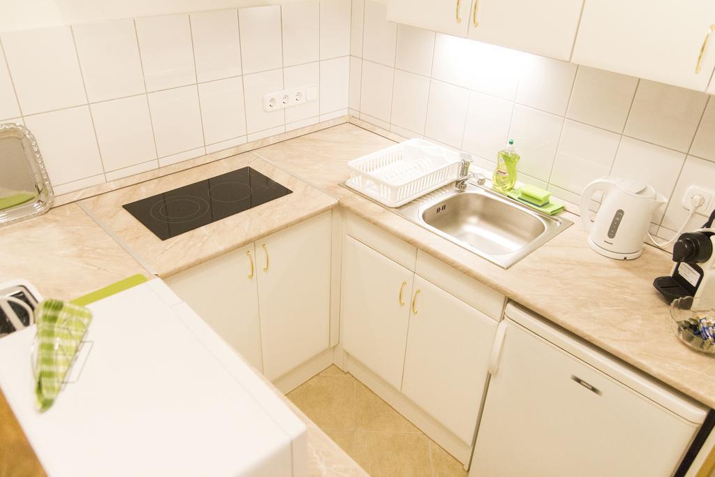 Authentic Klauzal Apartment Budapest Exterior foto